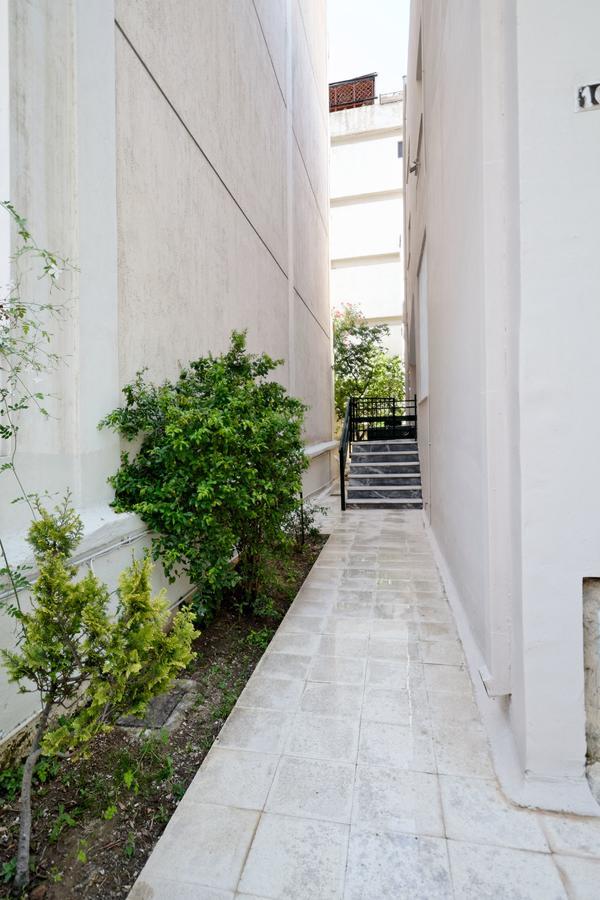Kosta'S Cottage House Athènes Extérieur photo